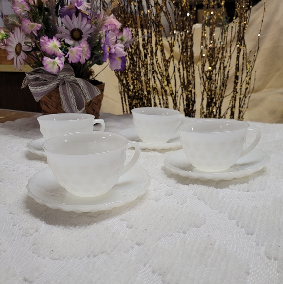 Bubble Eye Milk Glass Cups and Saucers - Picture 1 of 4